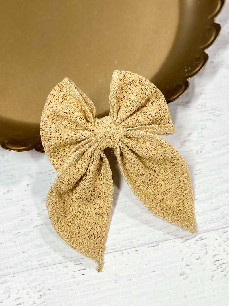 Classic Lace Hair Bow