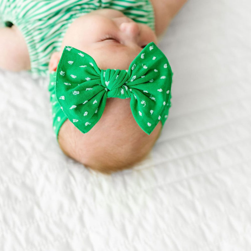 Shabby Dot Knot