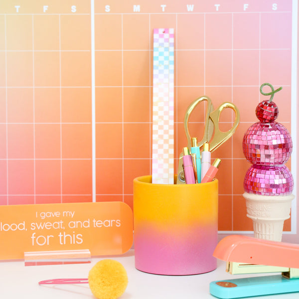 Yellow to pink gradient pen cup