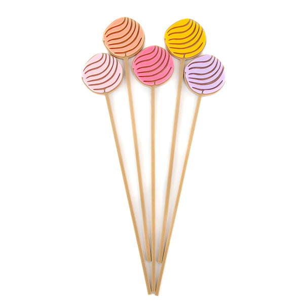 Concha drink stirrers