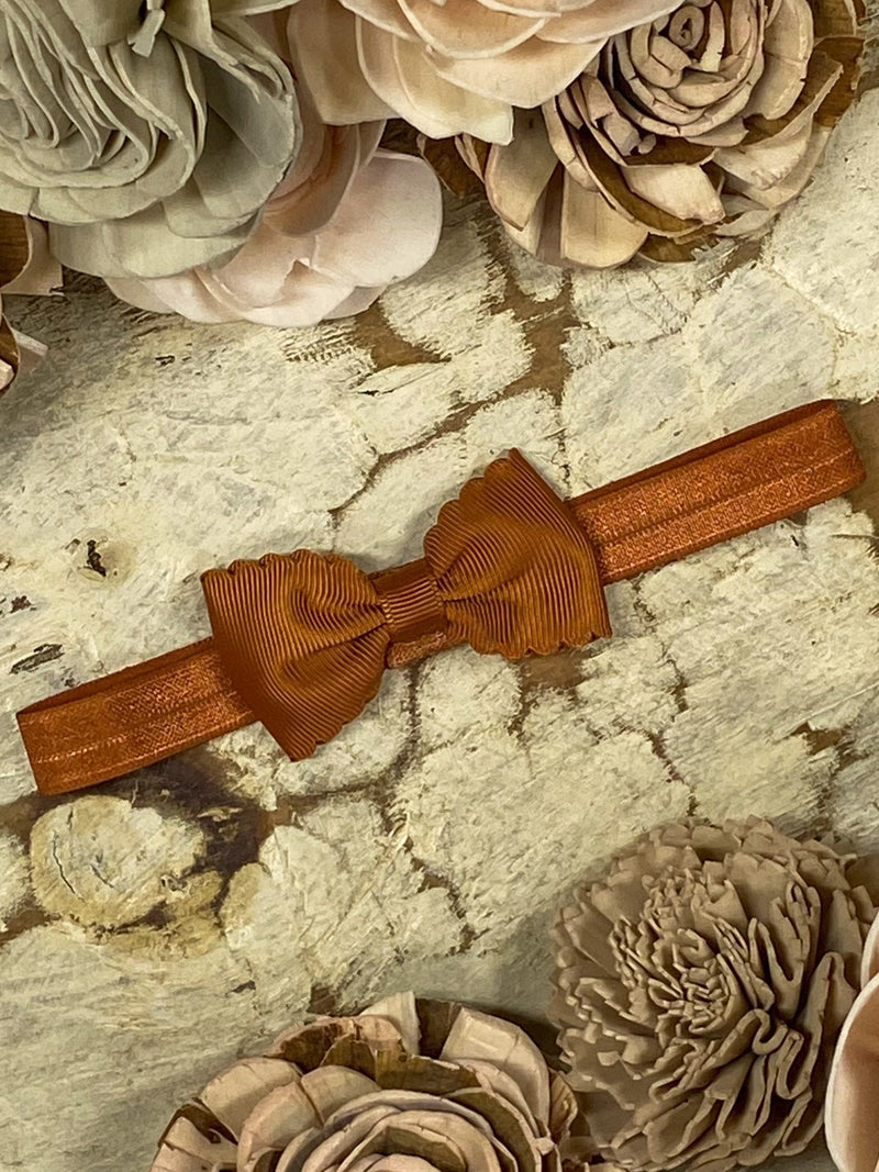Bitty Scalloped Bow - Headband - 2.5"