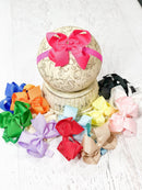 Classic Scalloped Bow - Headband - 4.5"