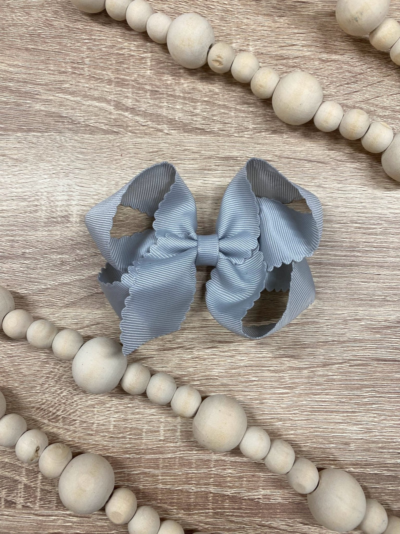 Classic Scalloped Bows - Alligator Clip - 4.5"