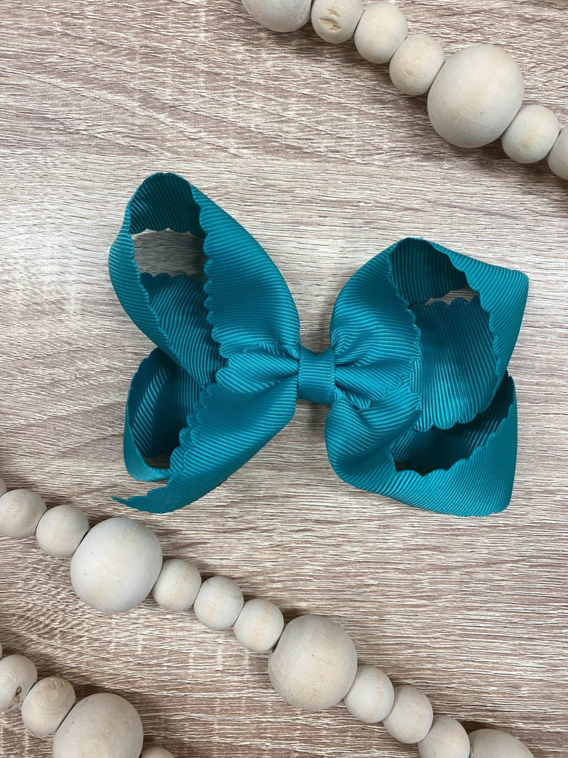 Classic Scalloped Bows - Alligator Clip - 4.5"