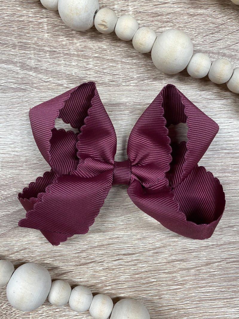 Classic Scalloped Bows - Alligator Clip - 4.5"