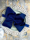 Oversize Scalloped Bow - Headband - 5.5"