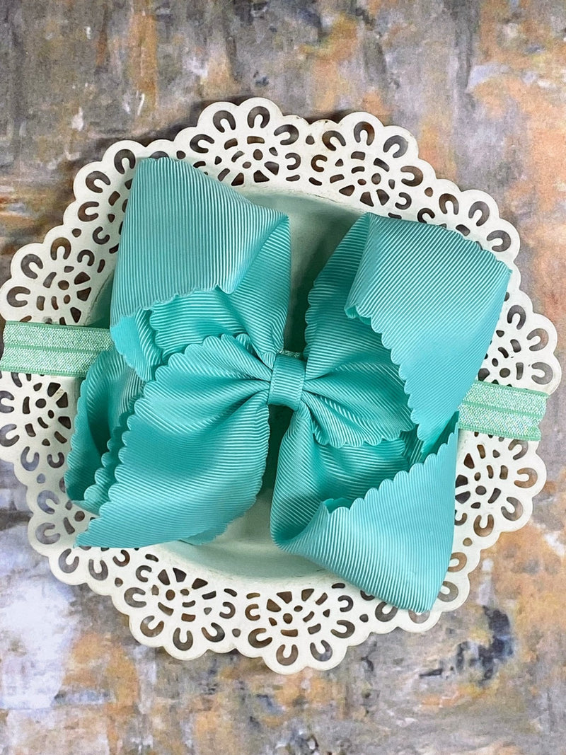 Oversize Scalloped Bow - Headband - 5.5"