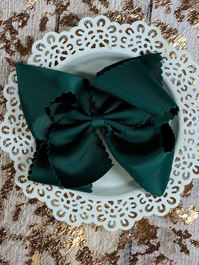 Oversize Scalloped Bows - Alligator Clip - 5.5"