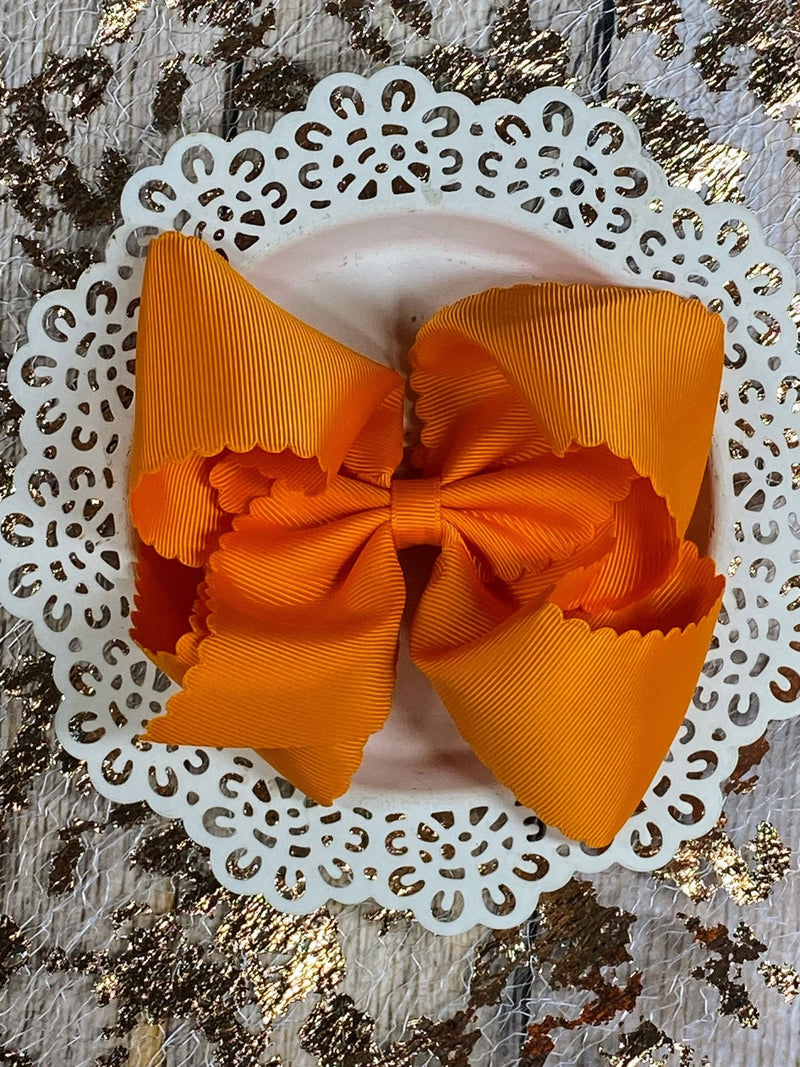 Oversize Scalloped Bows - Alligator Clip - 5.5"