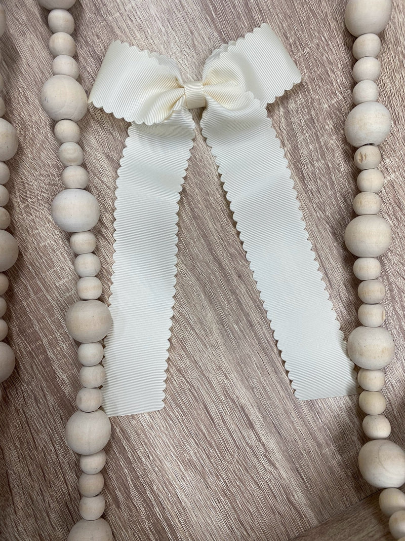 Scalloped Long Tail Bow with Alligator Clip
