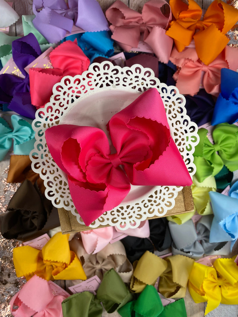 Oversize Scalloped Bows - Alligator Clip - 5.5"